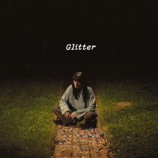 کاور آهنگ Glitter از Sasha Alex Sloan