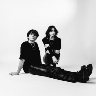 کاور آهنگ Laura از Adèle & Robin