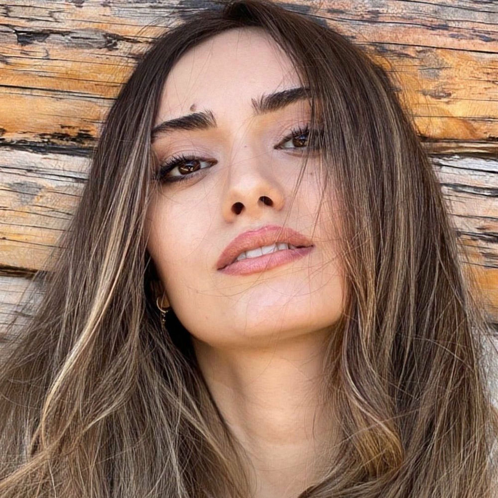 کاور آهنگ Dostum Dostum از Ayten Rasul