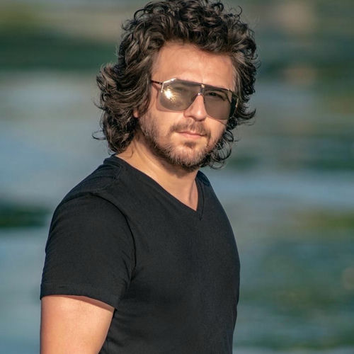کاور آهنگ نازک نارنجی از Mansour