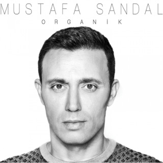 کاور آهنگ Kafasi Bu از Mustafa Sandal