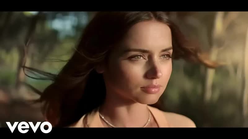 کاور آهنگ DIAZZA - Snow is falling Italo Disco ft. KorgStyle Life از DIAZZA